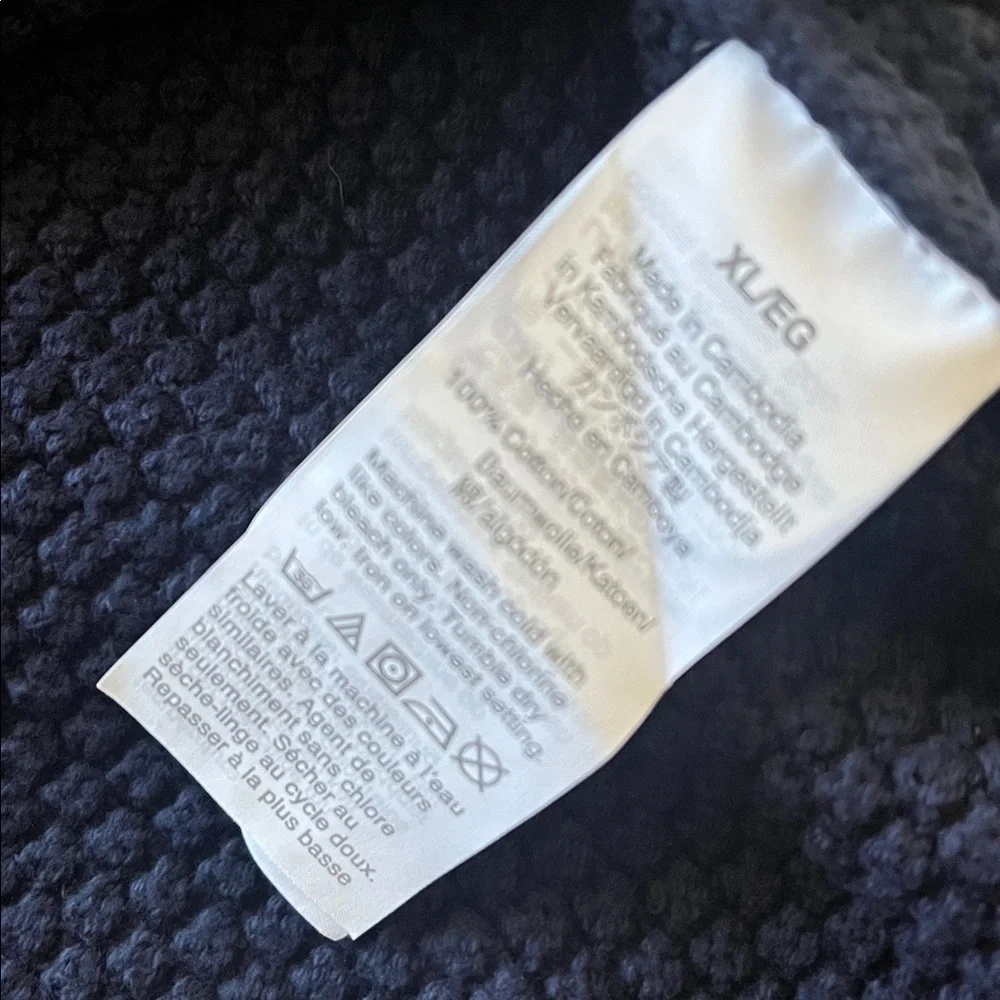 J Crew Men’s Cotton Checker Stitch Sweater in Navy size XL
